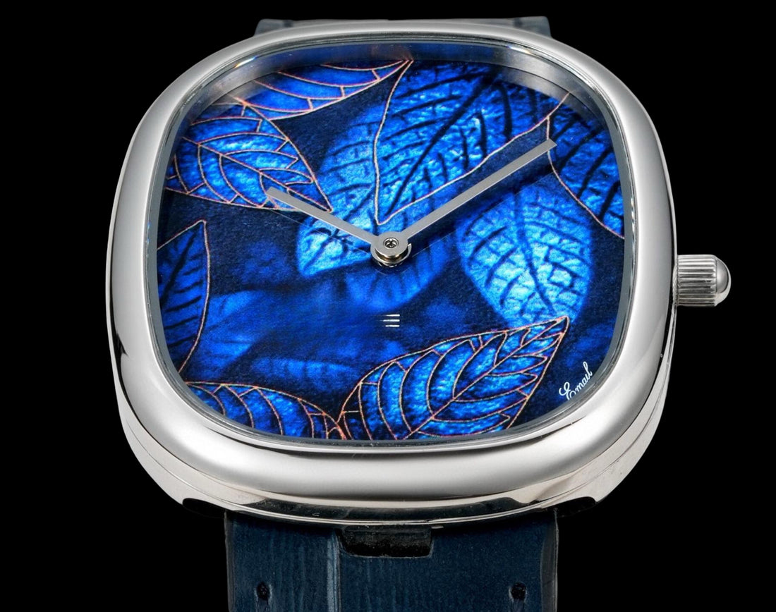 HI Golden Ellipse Watch