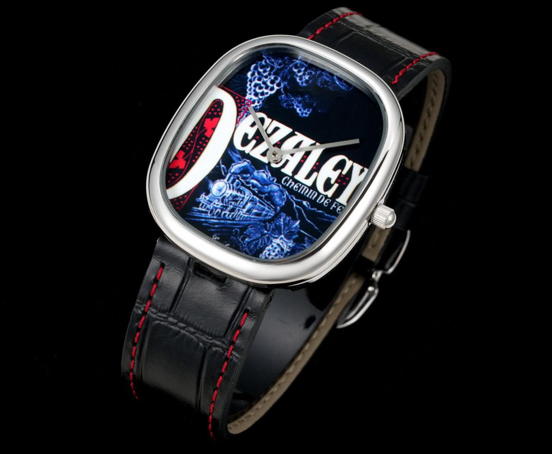 HI Golden Ellipse Watch